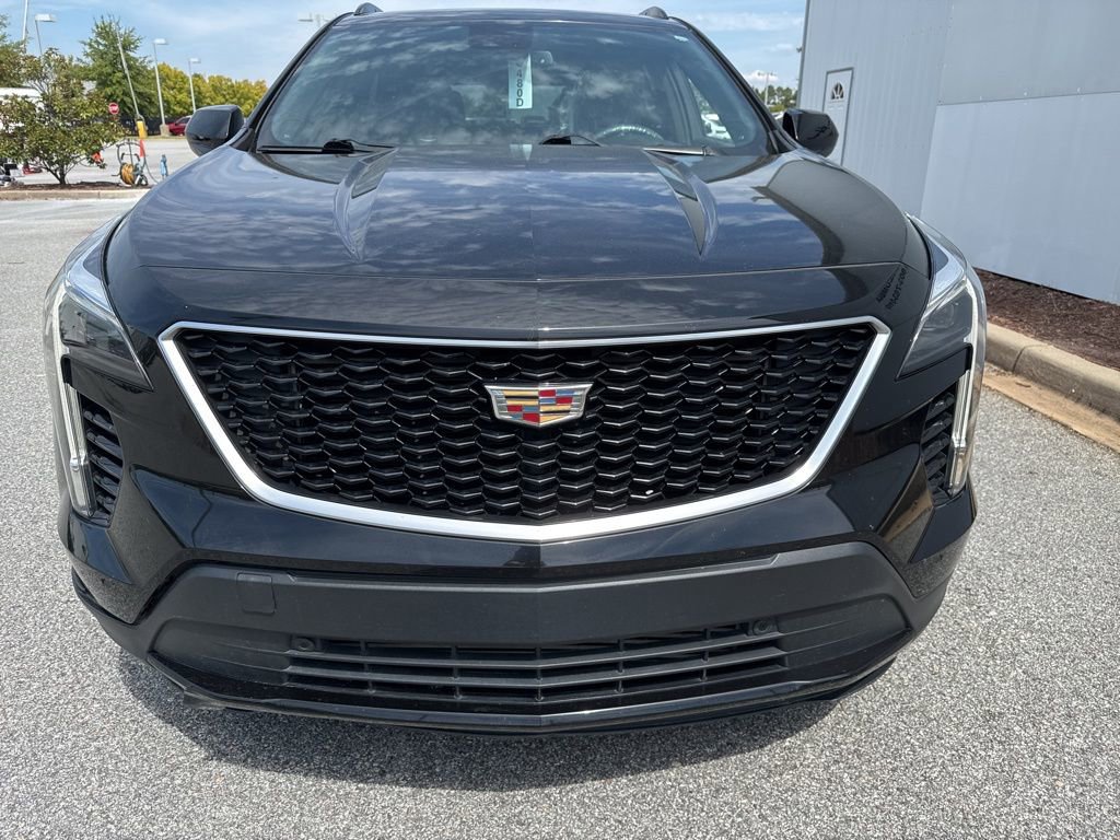 2019 Cadillac XT4 Sport photo 3