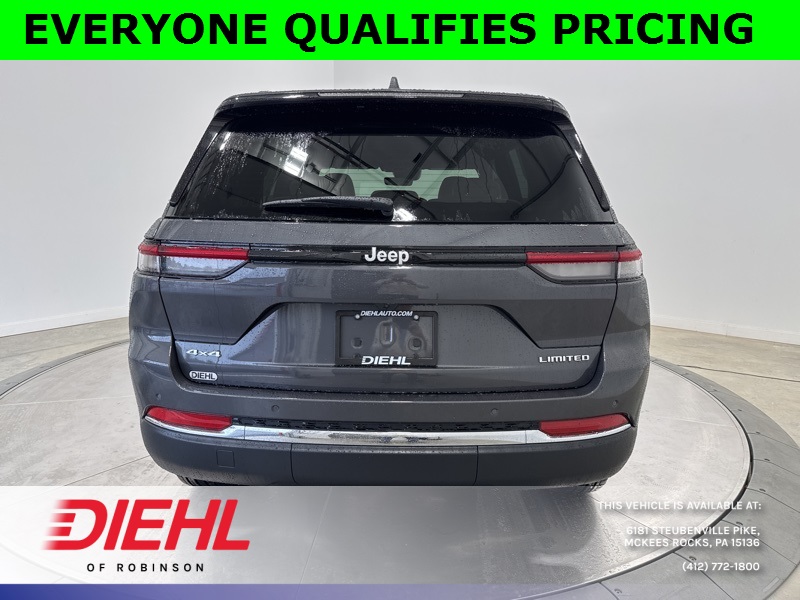 2025 Jeep Grand Cherokee Limited photo 3