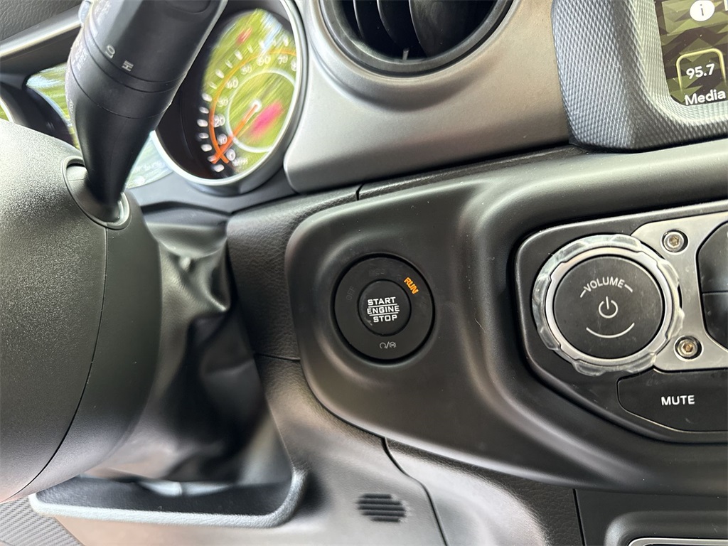 2023 Jeep Wrangler Sport S photo 17