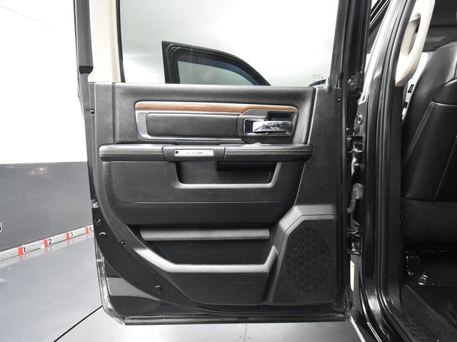 2016 Ram 1500 Laramie photo 28