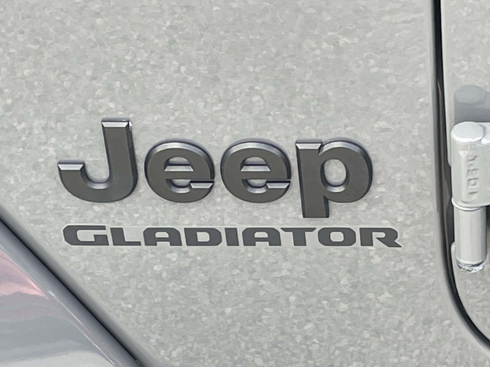2022 Jeep Gladiator Sport S photo 9