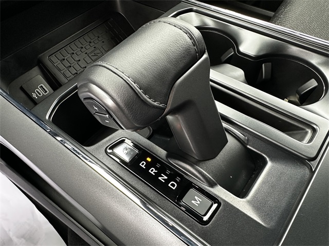2025 Ford F-150 XLT photo 24
