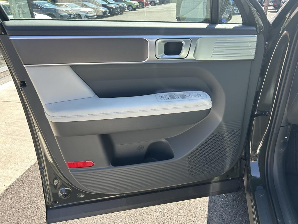 2026 Hyundai Santa Fe SEL photo 8