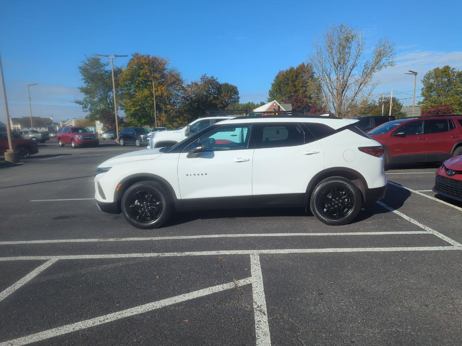 2022 Chevrolet Blazer 2LT photo 3