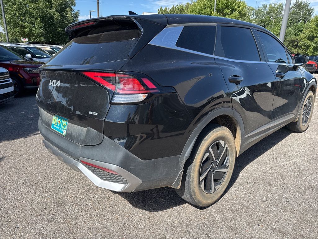 2023 Kia Sportage Hybrid LX photo 4