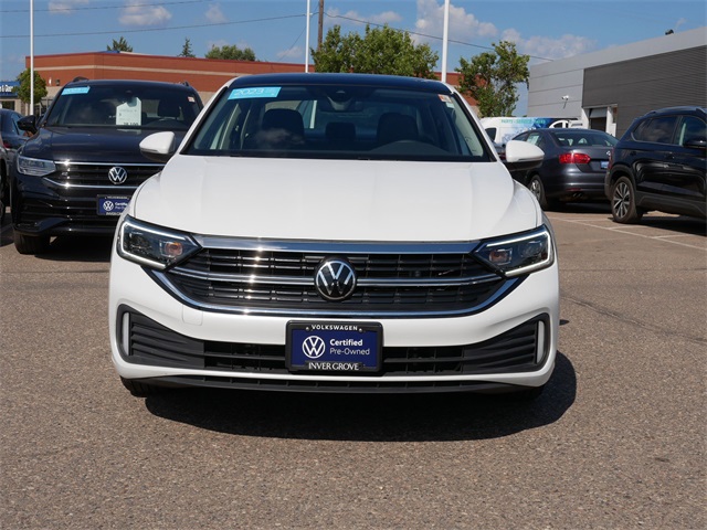 2023 Volkswagen Jetta 1.5T SEL photo 2