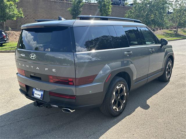 2025 Hyundai Santa Fe SEL photo 5
