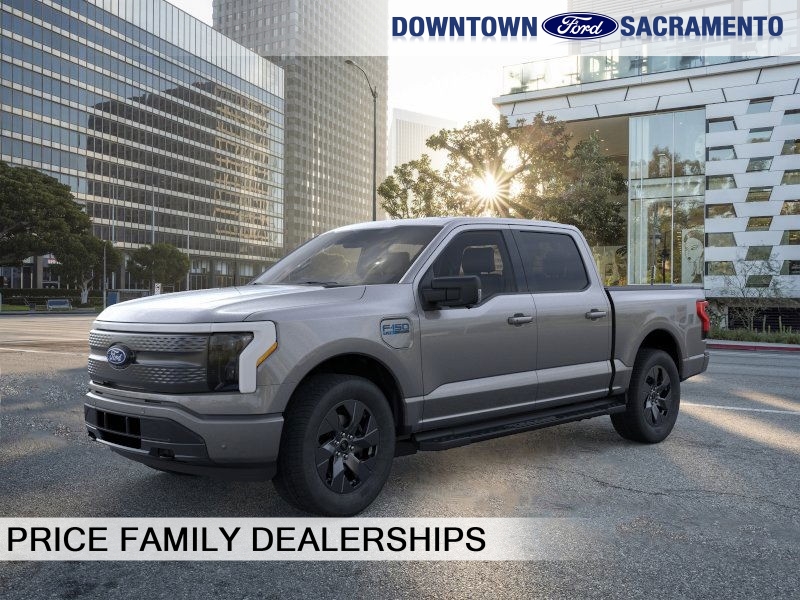 2025 Ford F-150 Lightning Flash's photo