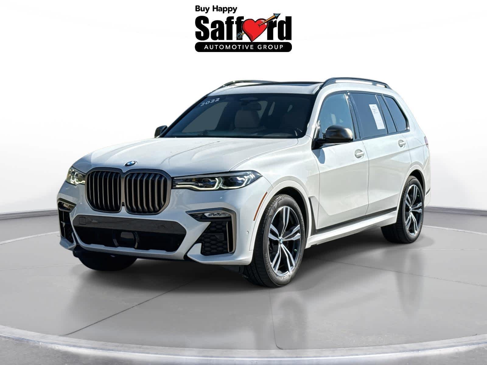 2022 BMW X7 M50i's photo