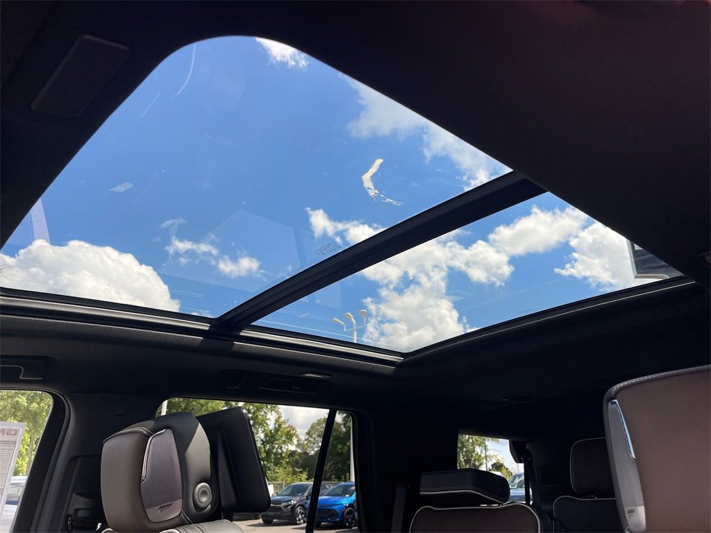 2025 Gmc Yukon Denali Ultimate photo 11