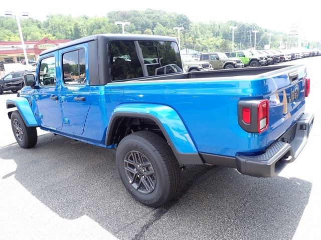 2025 Jeep Gladiator Sport S photo 3