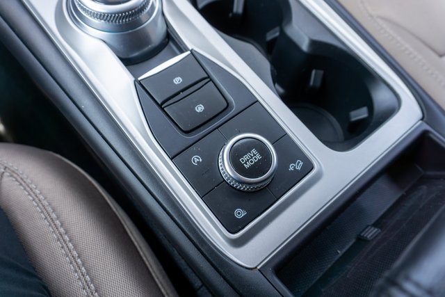 2023 Ford Explorer XLT photo 25