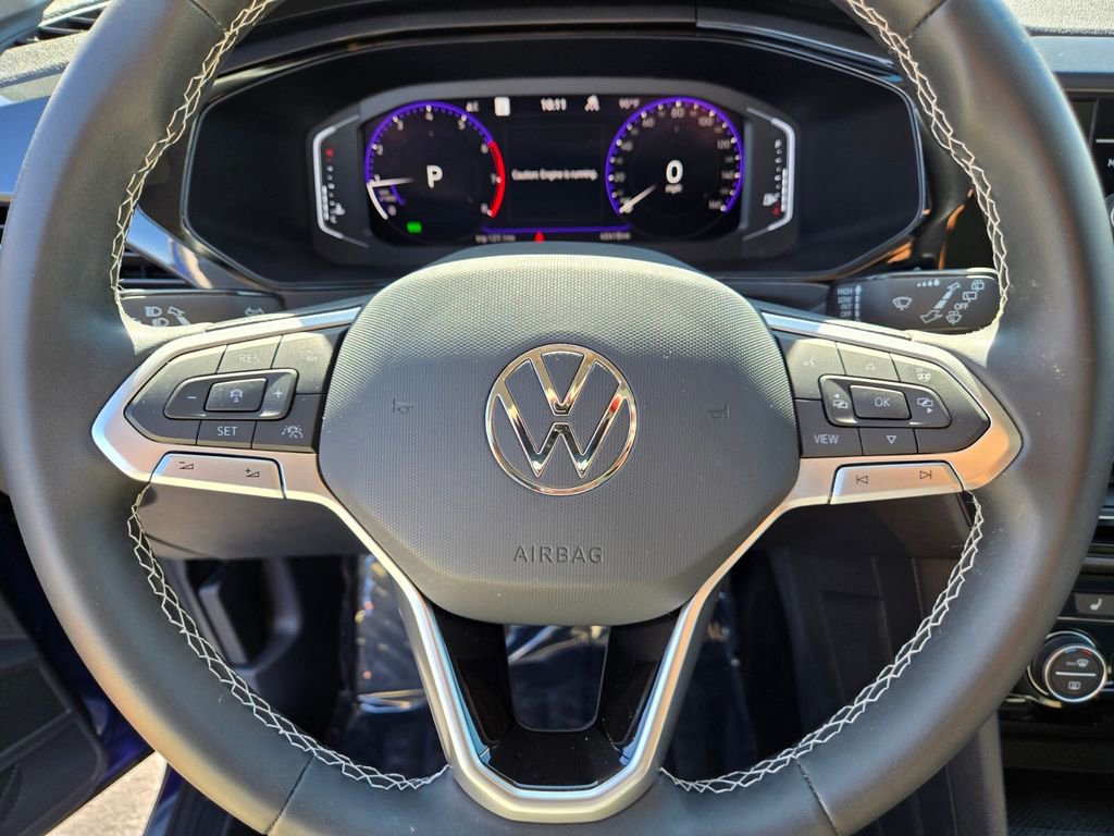 2022 Volkswagen Taos SEL photo 19