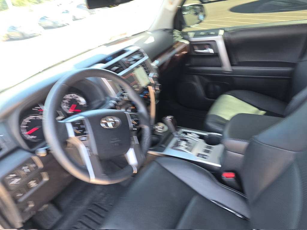 2020 Toyota 4Runner Limited photo 11