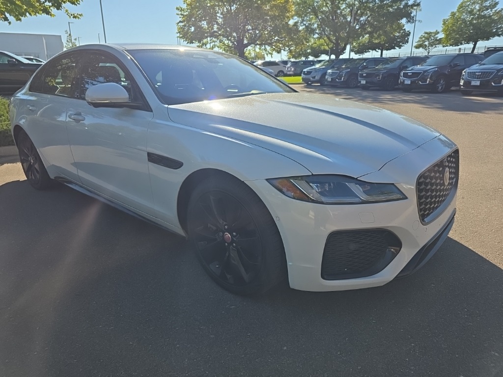 2021 Jaguar XF R-Dynamic SE photo 8