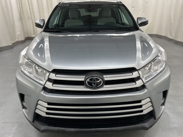 2019 Toyota Highlander XLE's photo