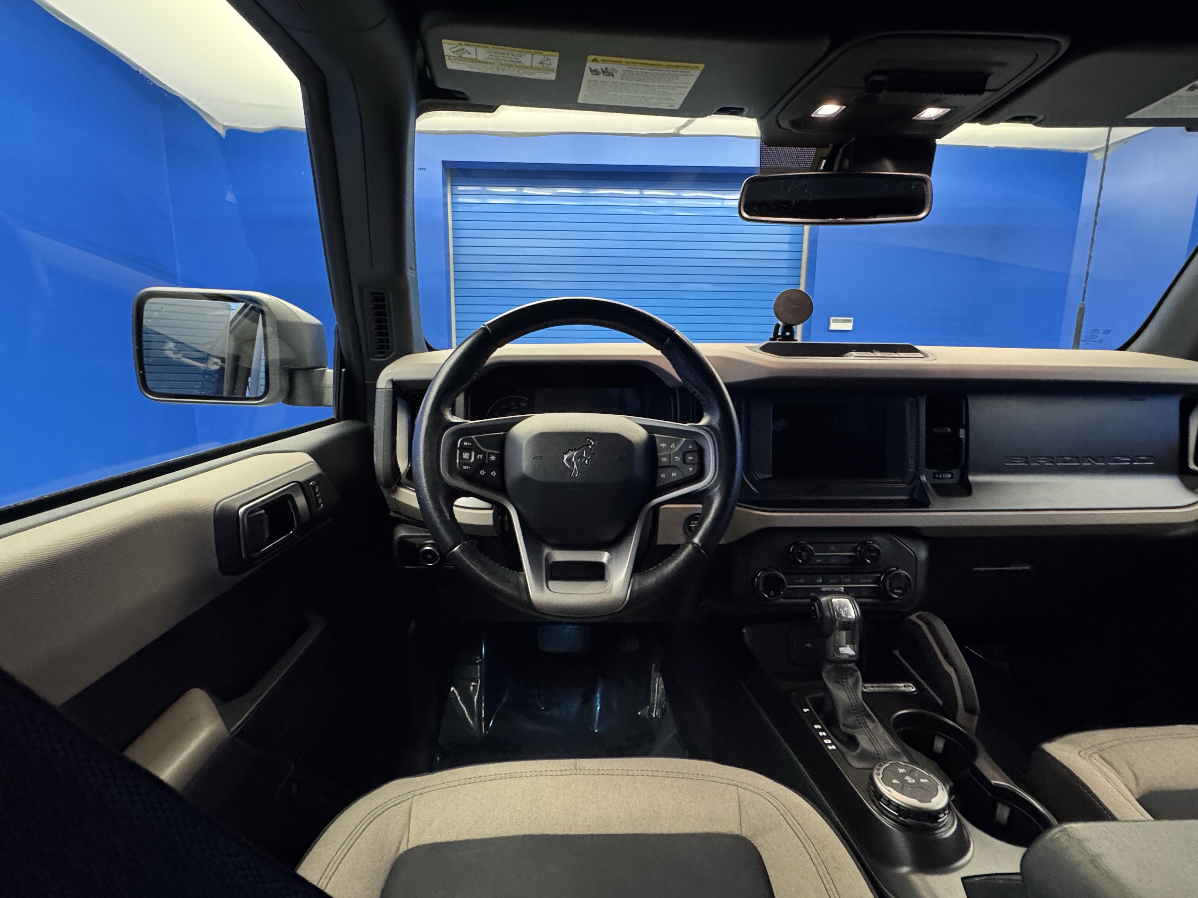 2023 Ford Bronco Big Bend photo 3