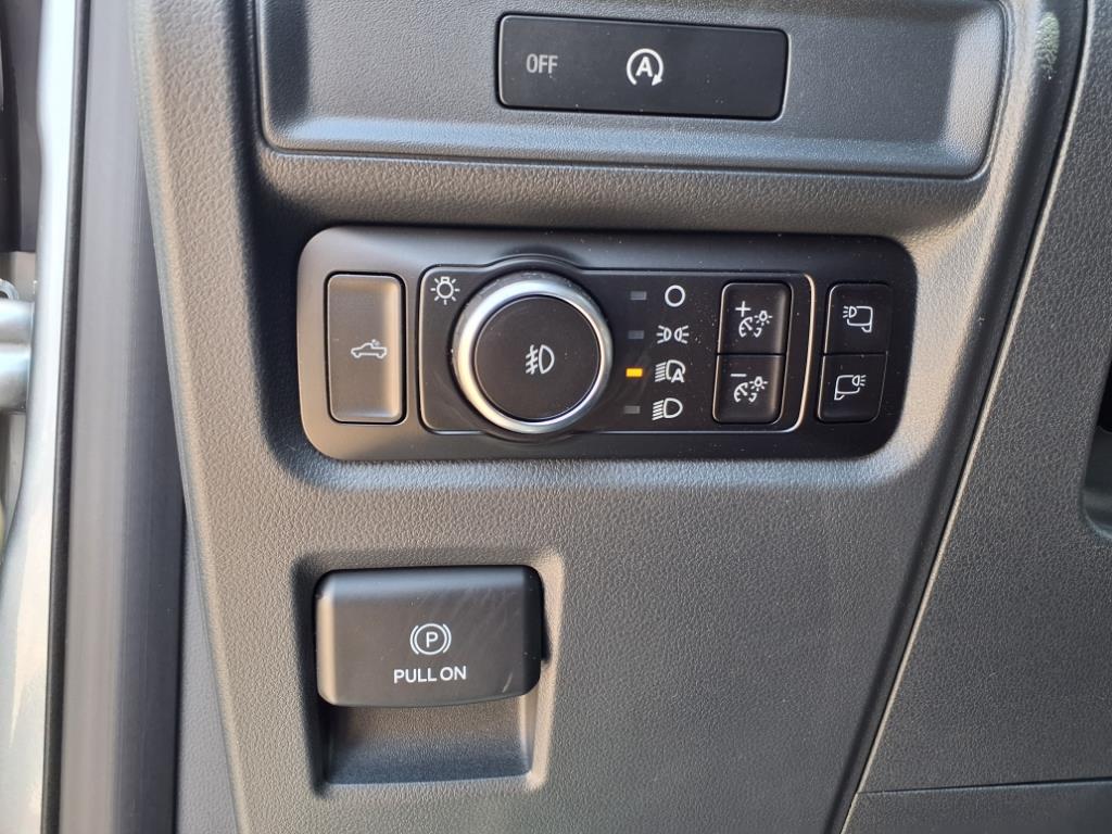 2025 Ford F-150 XLT photo 21