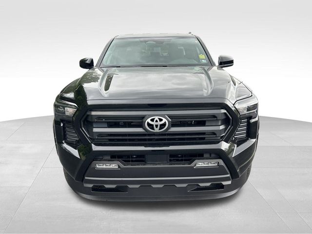2025 Toyota Tacoma SR5 4x4 Double Cab photo 8