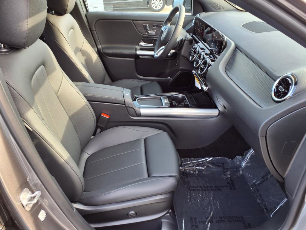 2026 Mercedes Benz GLA 250 photo 11