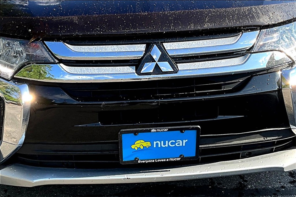 2018 Mitsubishi Outlander ES photo 29