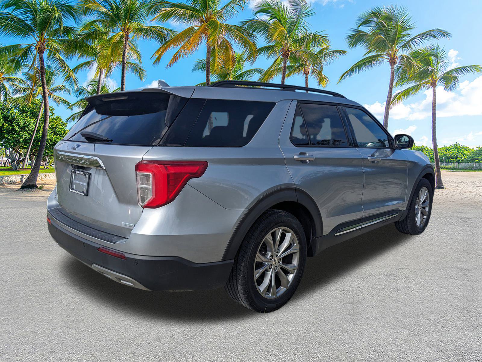 2020 Ford Explorer XLT photo 4