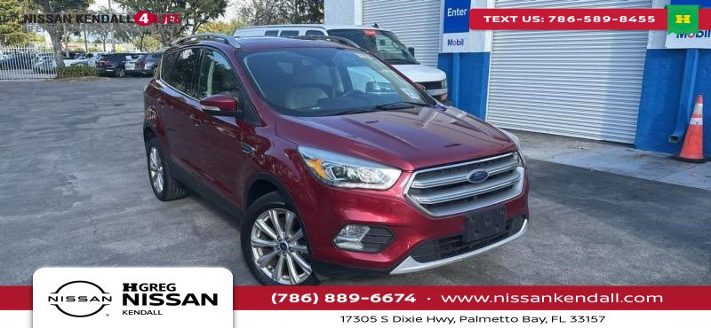 2017 Ford Escape Titanium's photo