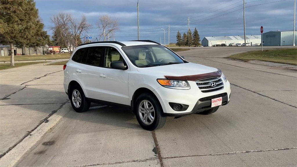 Used 2012 Hyundai Santa Fe GLS with VIN 5XYZGDAB6CG116778 for sale in Oslo, Minnesota