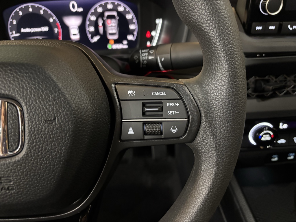 2023 Honda Accord LX photo 13