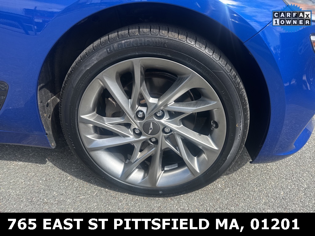 2022 Genesis G70 2.0T photo 20