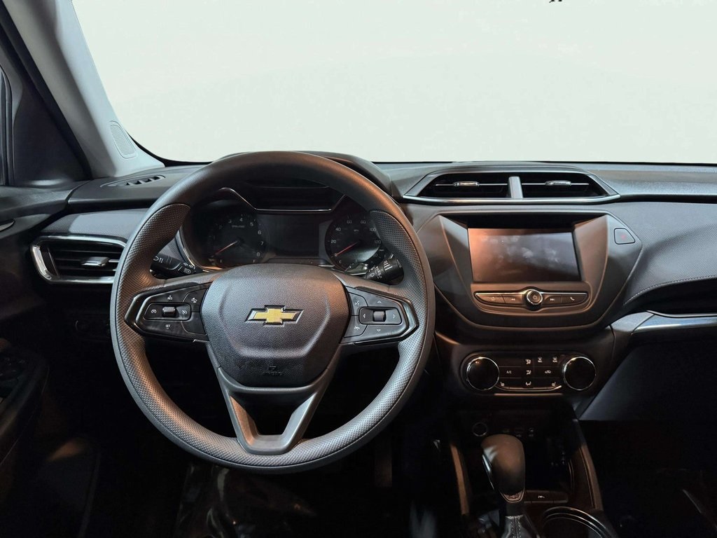 2023 Chevrolet Trailblazer LT photo 11