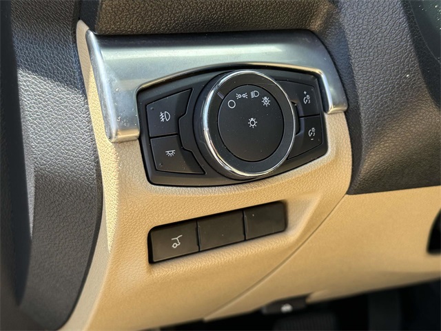 2017 Ford Explorer Limited photo 23
