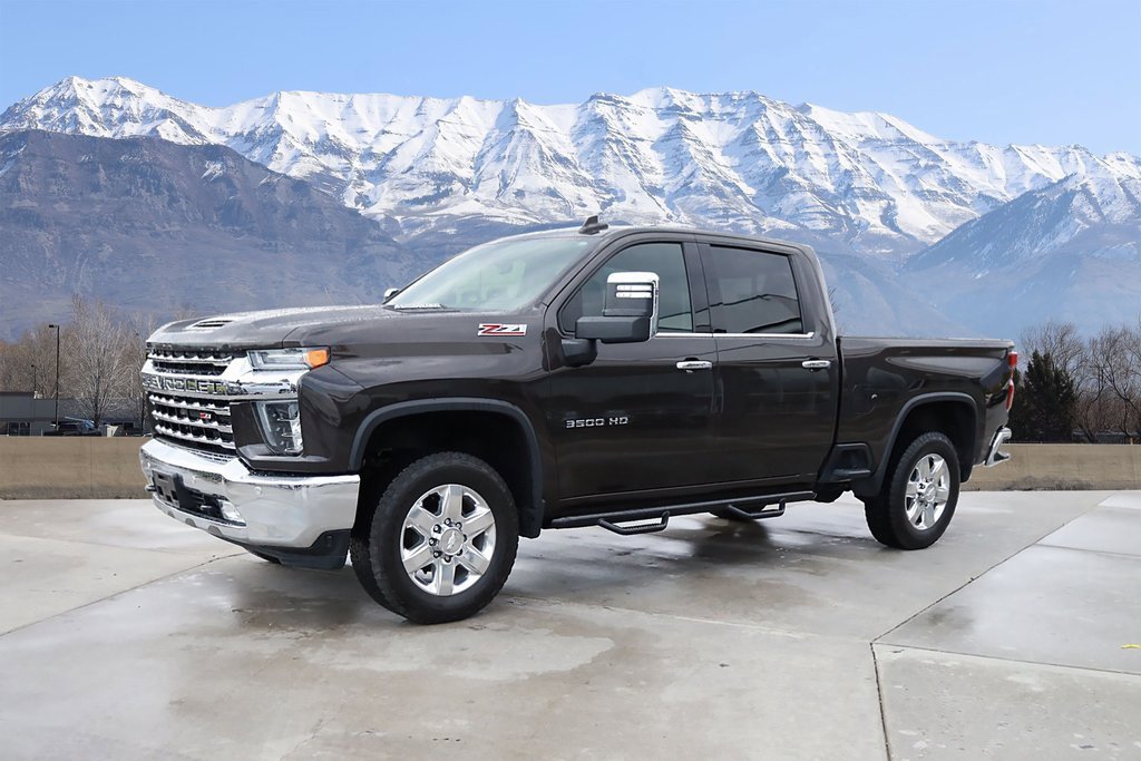 2020 Chevrolet Silverado 3500HD LTZ photo 2