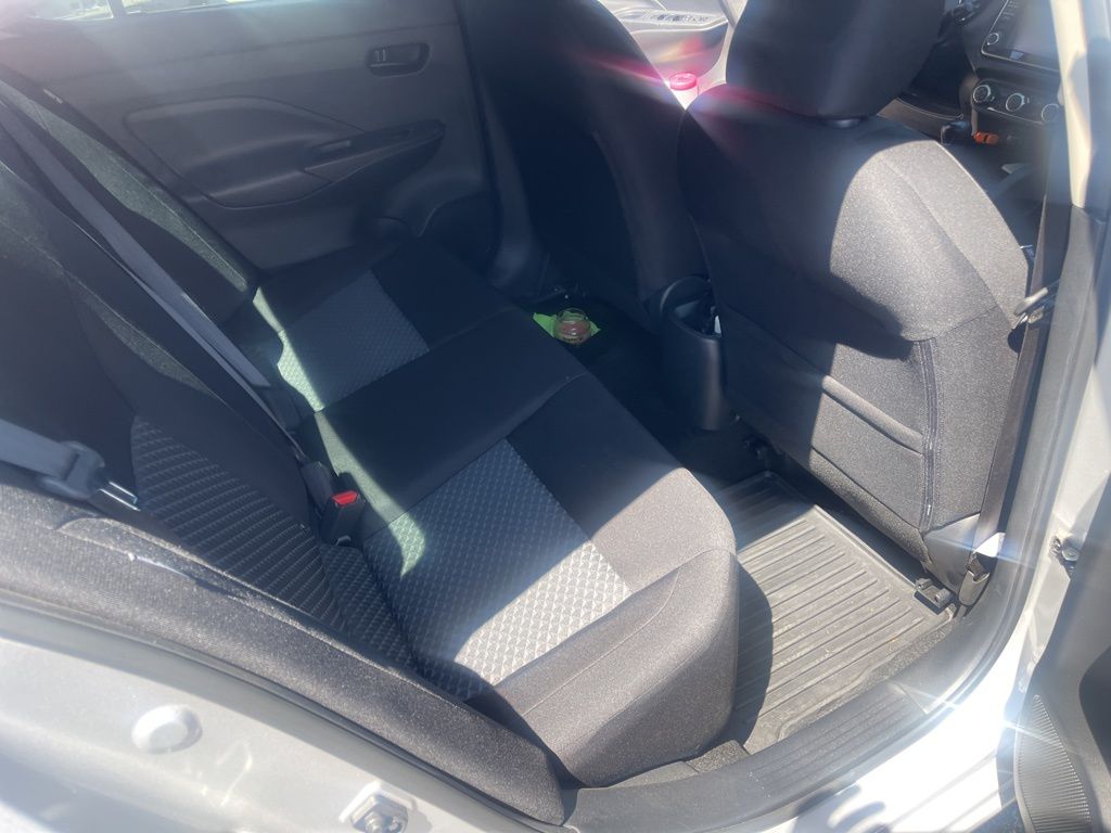 2020 Nissan Versa 1.6 S photo 19
