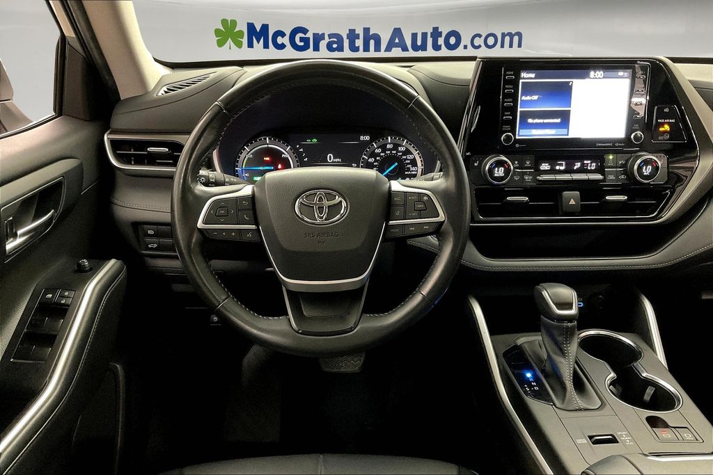 2022 Toyota Highlander Hybrid XLE photo 4