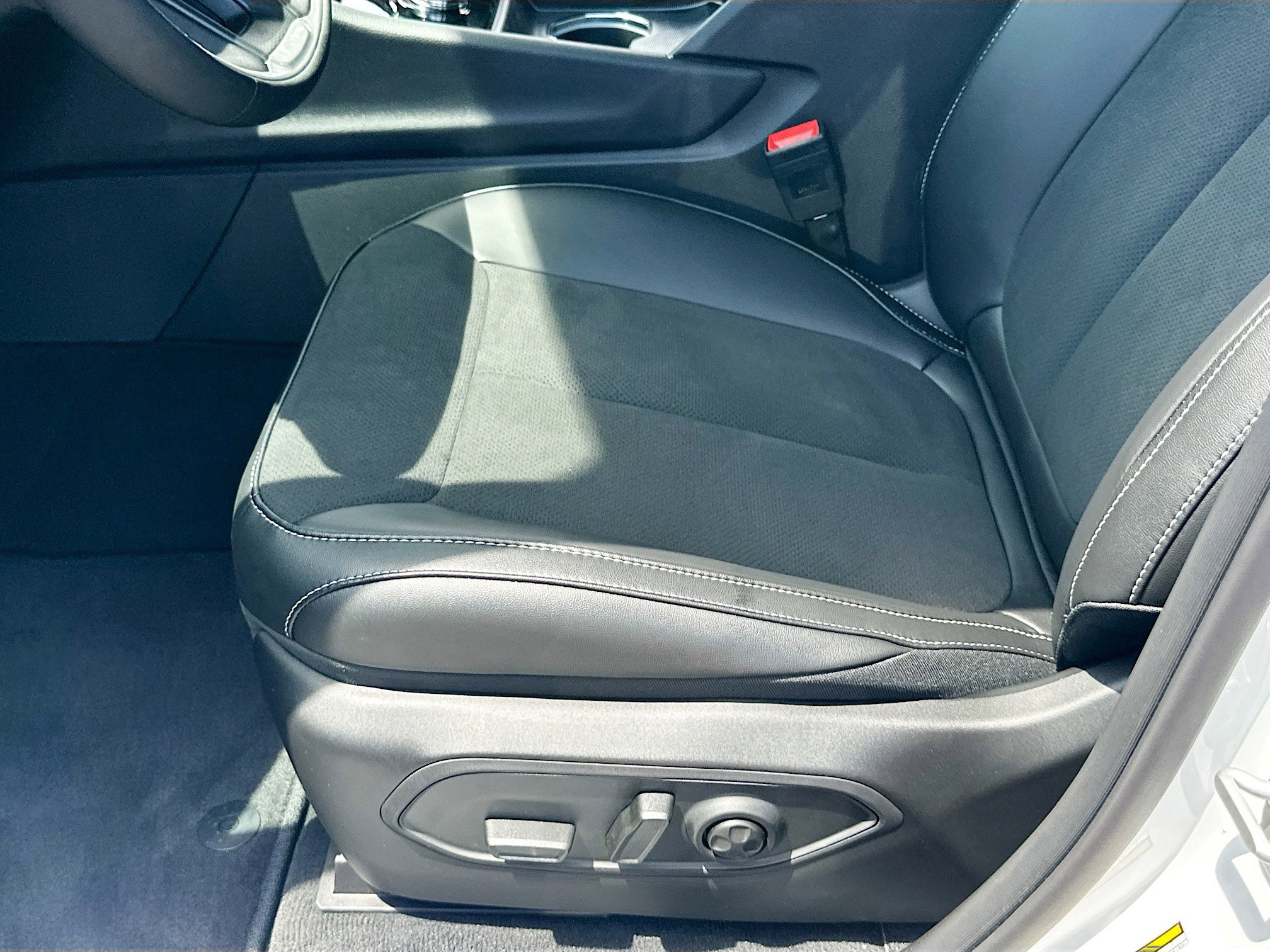 2025 Jeep Grand Cherokee Altitude X photo 13