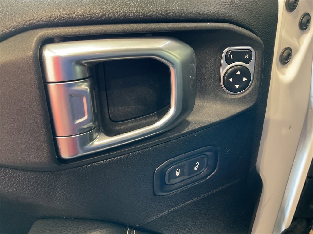 2020 Jeep Gladiator Overland photo 14
