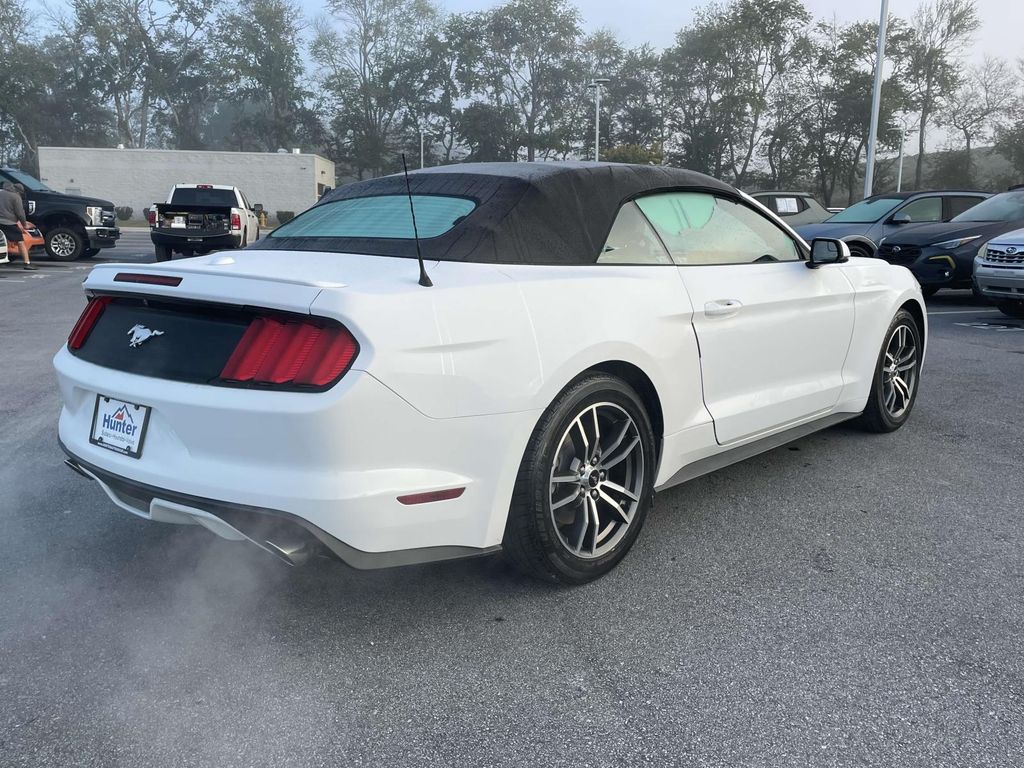2017 Ford Mustang EcoBoost Premium photo 27