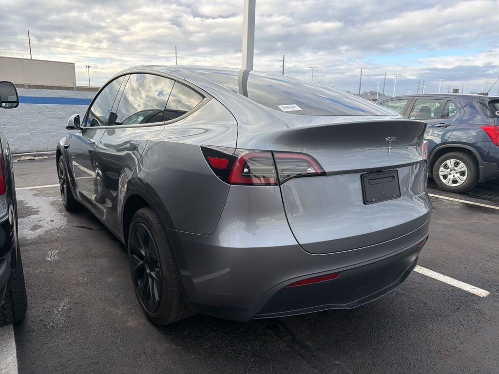 Used 2024 Tesla Model Y Long Range with VIN 7SAYGDEE9RF195091 for sale in Northfield, Minnesota