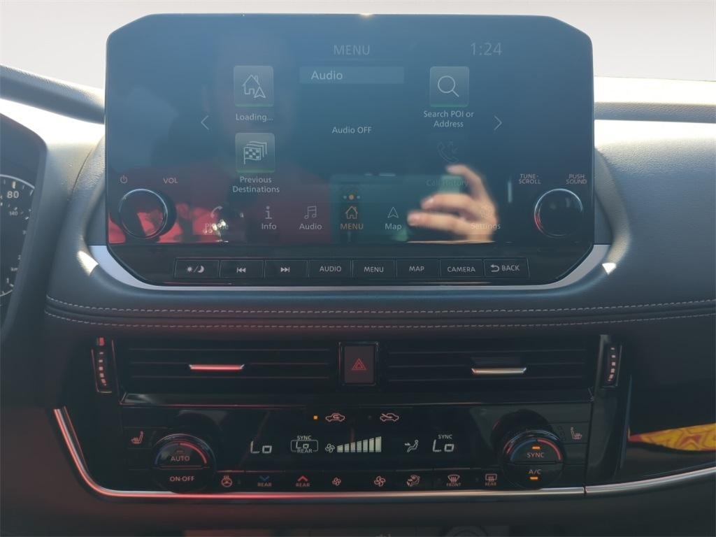 2022 Nissan Rogue SL photo 12