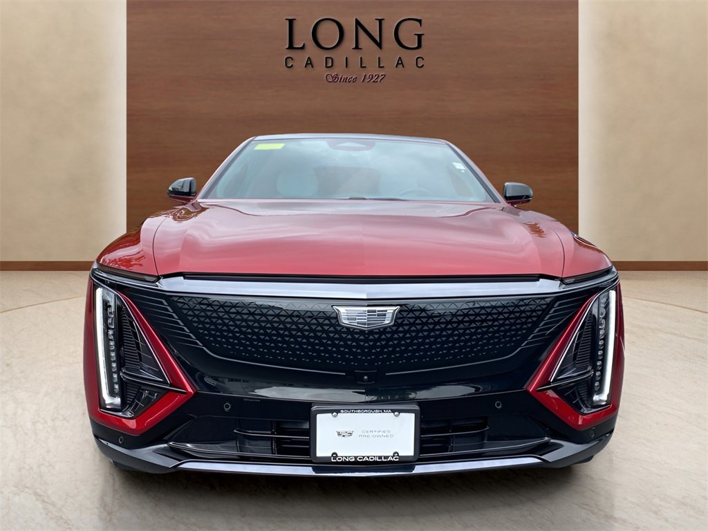 2024 Cadillac Lyriq Sport photo 8