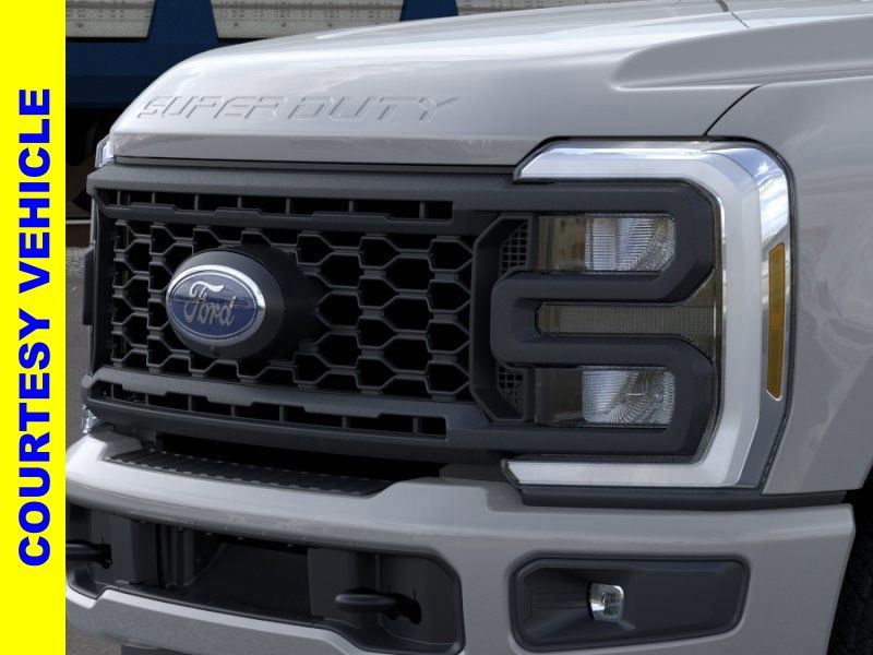 2025 Ford F-250 photo 14