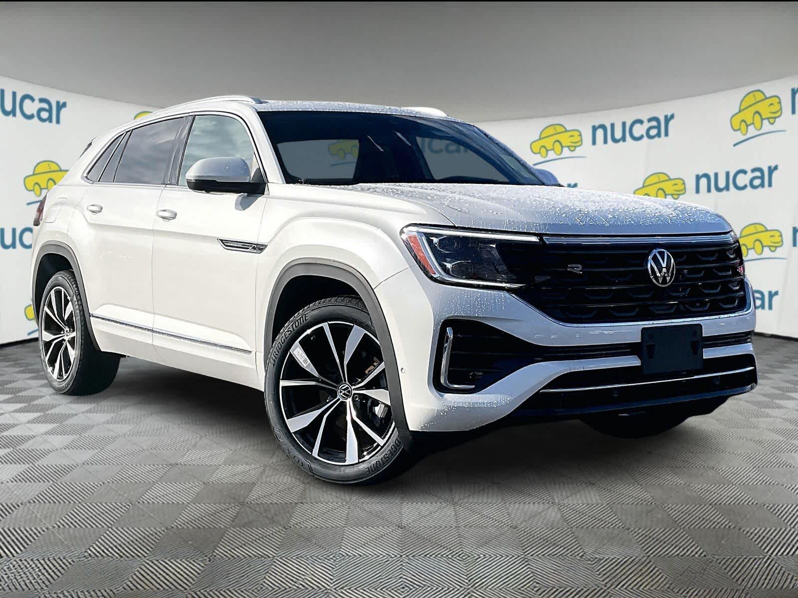2026 Volkswagen Atlas Cross Sport SEL Premium R-LINE's photo