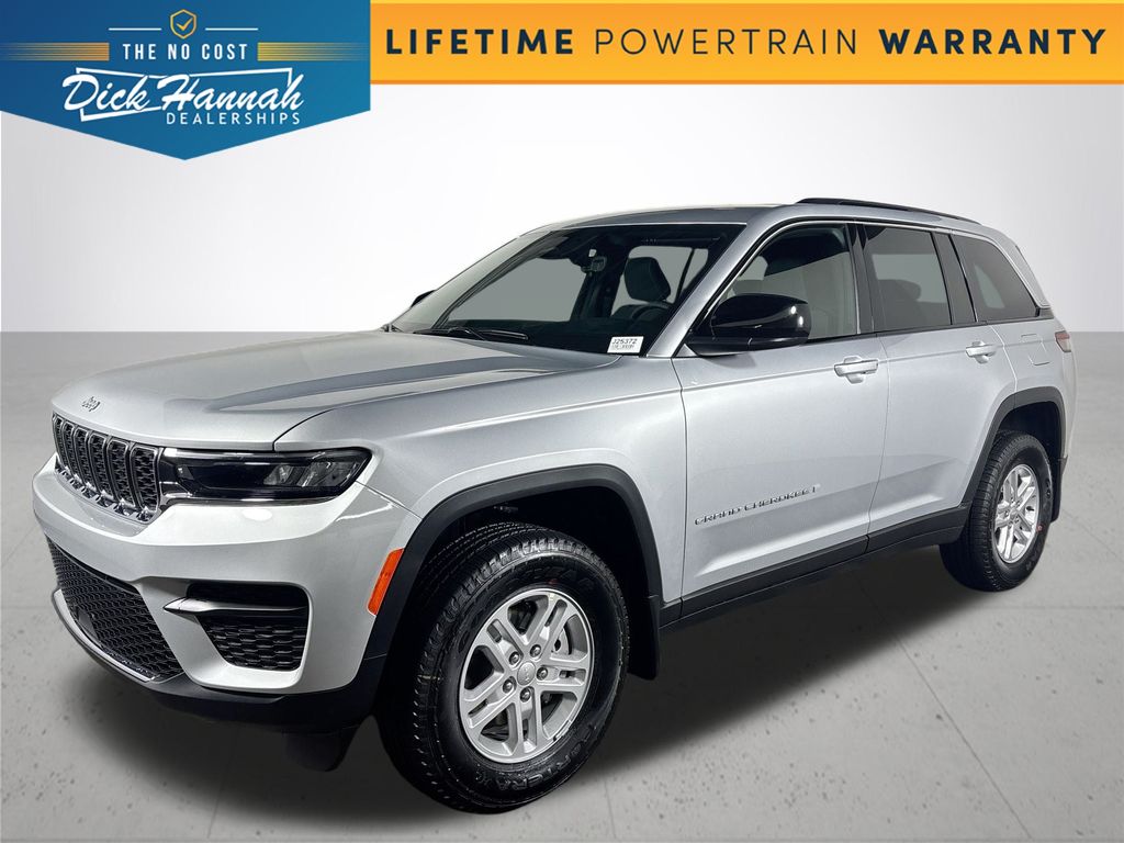 2025 Jeep Grand Cherokee Laredo