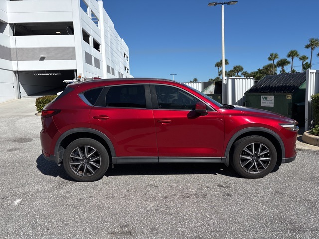 2017 Mazda CX-5 Grand Touring photo 2