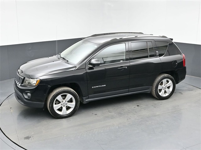 2017 Jeep Compass Sport's photo