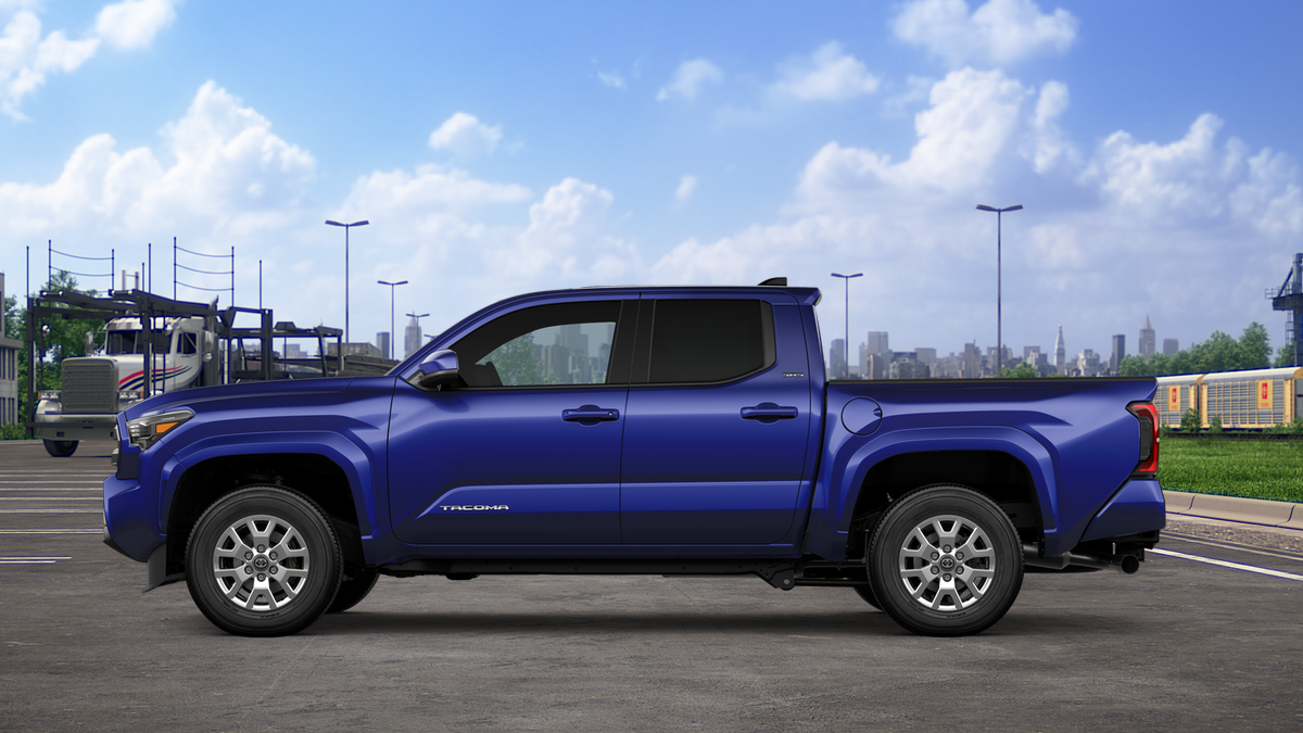 2025 Toyota Tacoma SR5 Double Cab photo 4