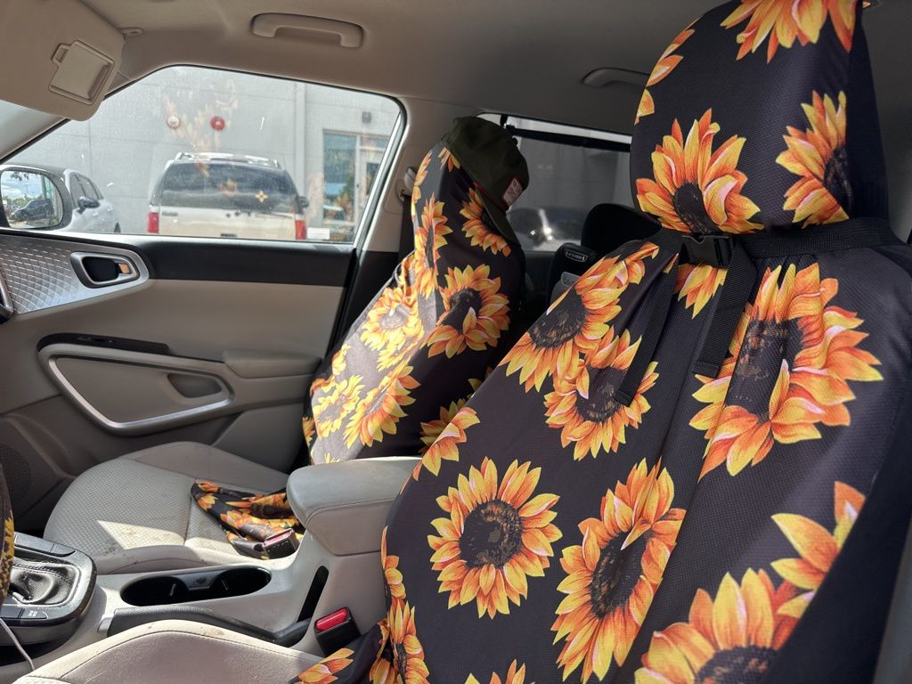 2023 Kia Soul LX photo 15