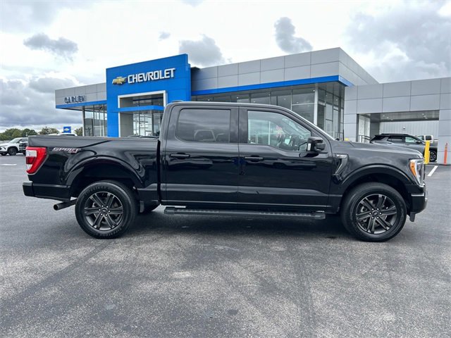 2021 Ford F-150 Lariat photo 2