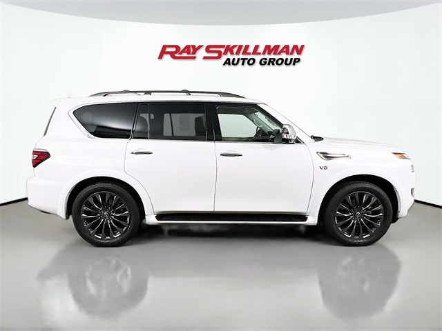 2022 Nissan Armada Platinum photo 5